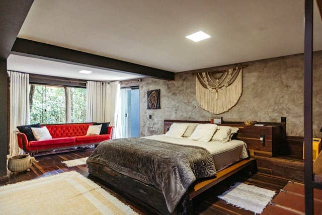 Holiday Let and Airbnb Cleaning Services in Ashford – Professional Turnaround Cleaning